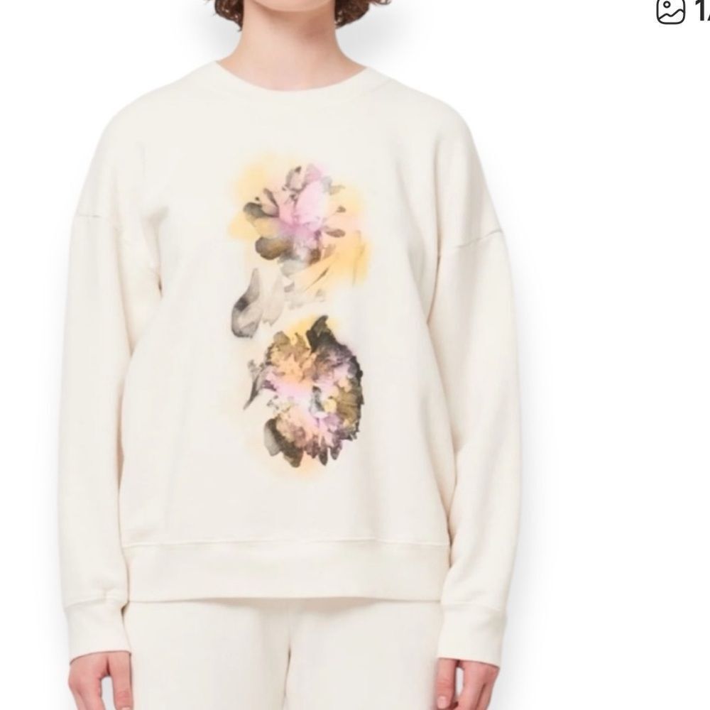 Raquel Allegra White cream sweatshirt, cropped size 1 equals a medium